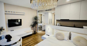 33 Luxury